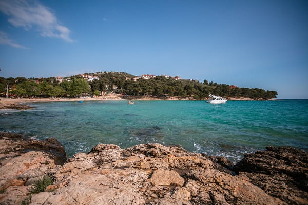 Strand Slanica - Murter, Kroatië