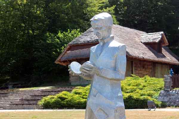 Het Memorial Center van Nikola Tesla, Kroatië